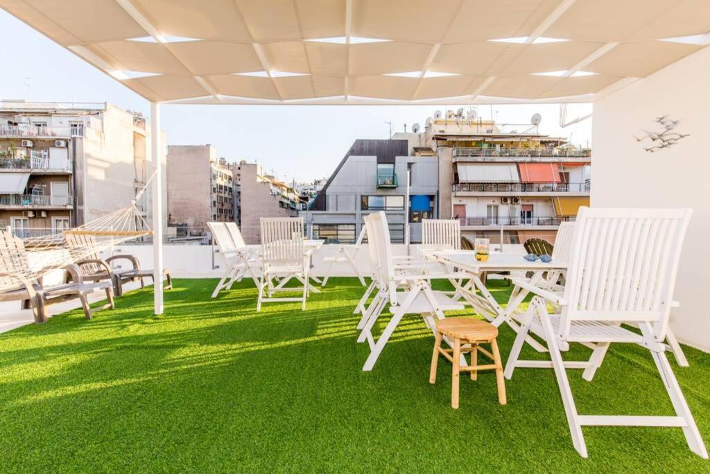 Neoclassical Flat With 2 Bedrooms In Piraeus Buitenkant foto